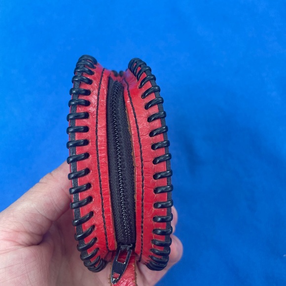 Leather coin wallet - Picture 5 of 5